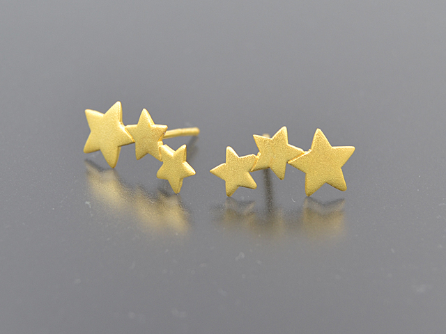 Ohrstecker "Sternenreihe",vergoldet matt