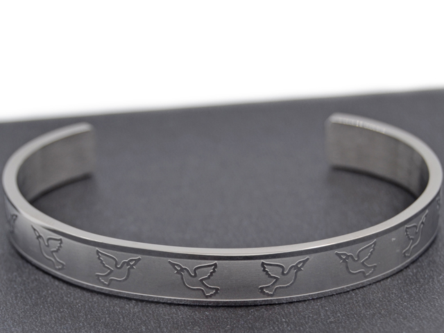 Edelstahlarmreif "Friedenstaube"