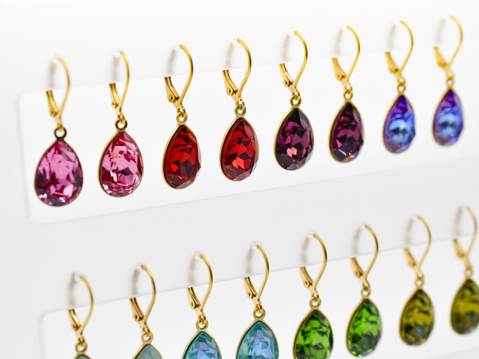 Display Ohrhänger Tropfen mit Premium Crystal (16 Paar) vergoldet