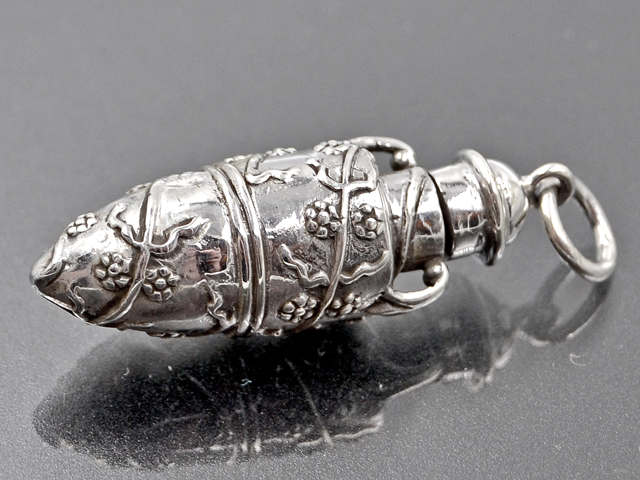 Anhänger "Parfümflasche"