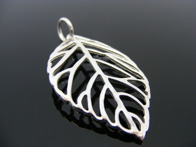 Anhänger "Blatt"