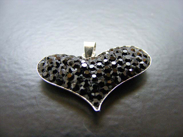 Anhänger "Herz mit Stein"