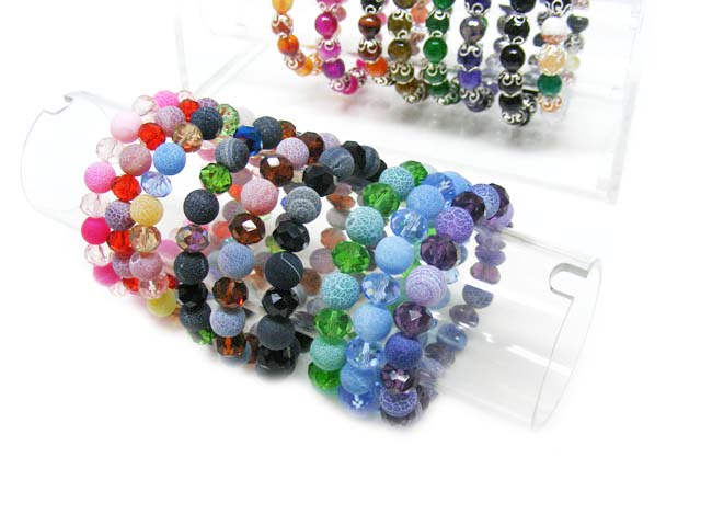 Armbandständer aus Acryl