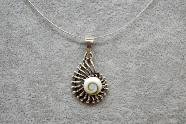 Anhänger Shivas Eye Schnecke